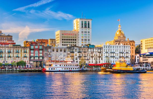 Savannah guided trolley tour and sightseeing cruise