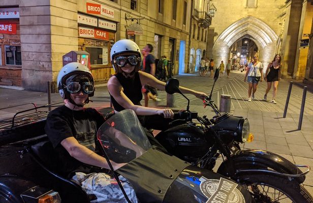Night sidecar ride in Bordeaux