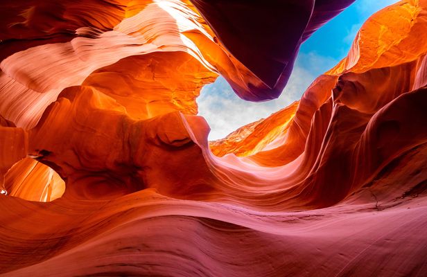 Lower Antelope Canyon guided hiking tour