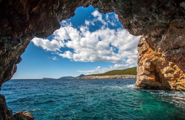 Half-day Blue Cave adventure