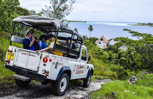 Bora Bora morning cultural four-wheel drive tour with a guide