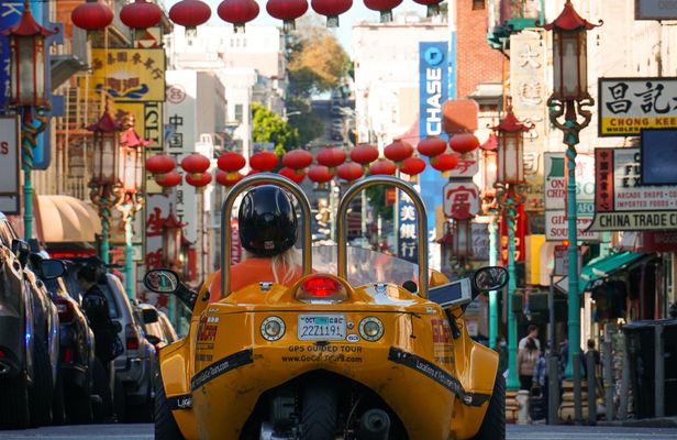 1-hour Chinatown Downtown Loop tour