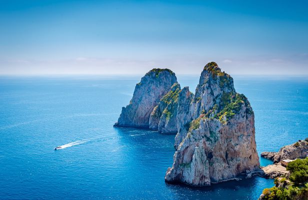 Capri boat tour with optional stop at the Blue Grotto