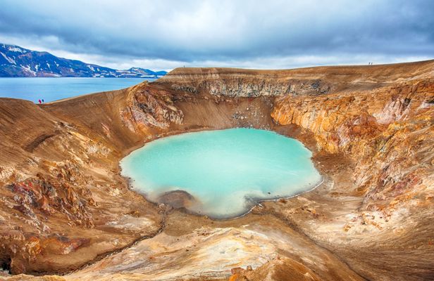 Askja caldera and Viti crater 4x4 tour from Akureyri or Lake Myvatn