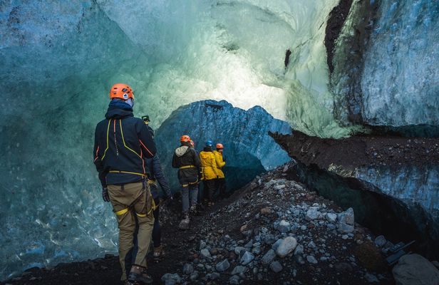 Vatnajökull ice cave tour with a glacier hike