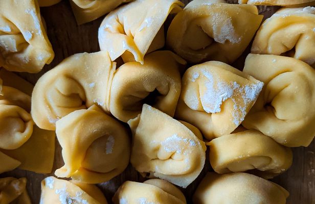 3-hour walking & food tour of Bologna "La Grassa"