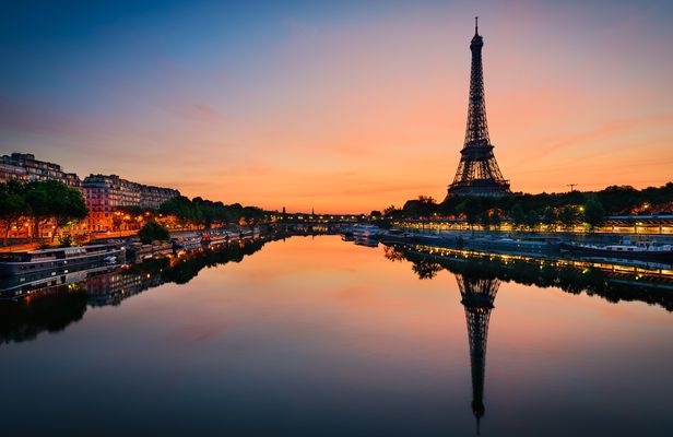 Tootbus Paris by night bus tour