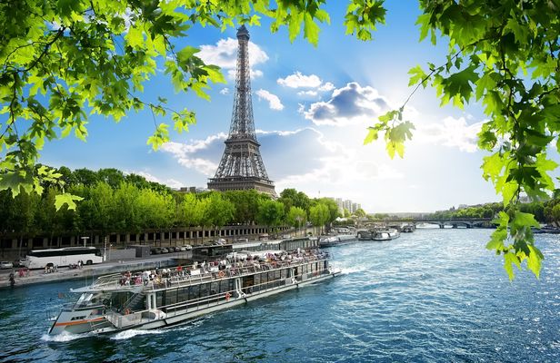 Tootbus Must See Paris hop-on hop-off bus tour with cruise