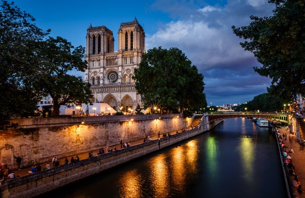 Tootbus Paris discovery hop-on hop-off and night bus tour