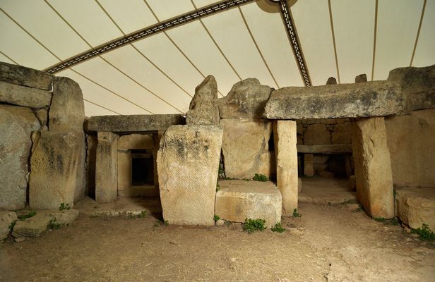 Temples and local lifestyle full day tour in Malta