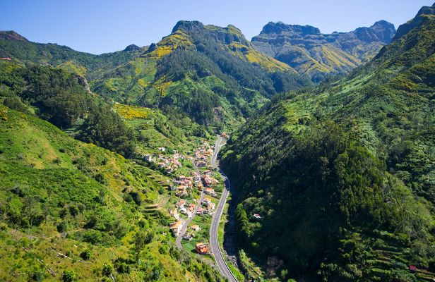 Serra de Agua Valley guided hiking tour in Madeira