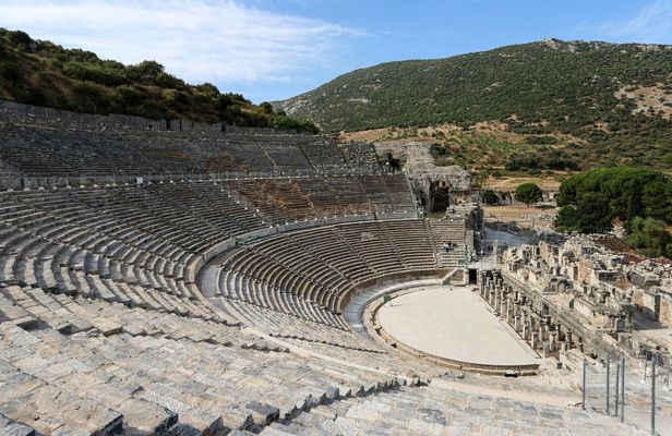 Ephesus guided tour with lunch from Bodrum