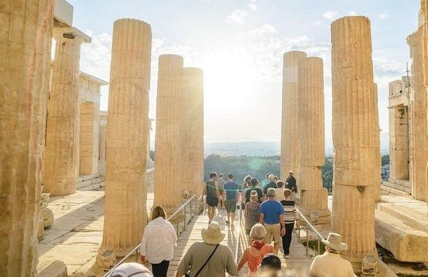 Athens guided tour with lunch and skip-the-line ticket to Acropolis, and museum