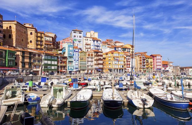 Loyola, Getaria, Zarauz and San Sebastian full-day tour from Bilbao