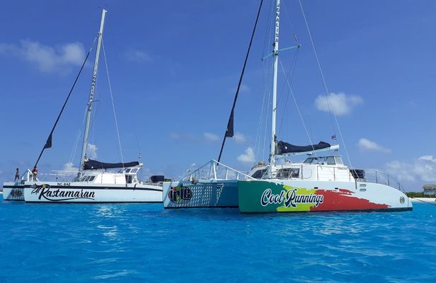 Klein Curaçao catamaran trip with small breakfast and lunch