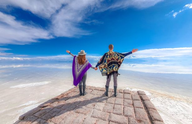 Death Road and Uyuni Salt Flats 3-day excursion from La Paz