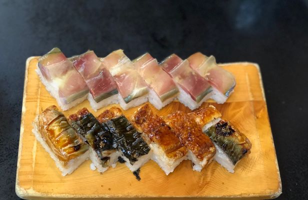 Morning guided street food tour of Osaka's Shinsekai