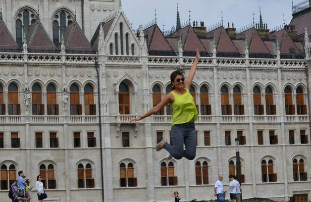 Budapest city tour and Danube river cruise