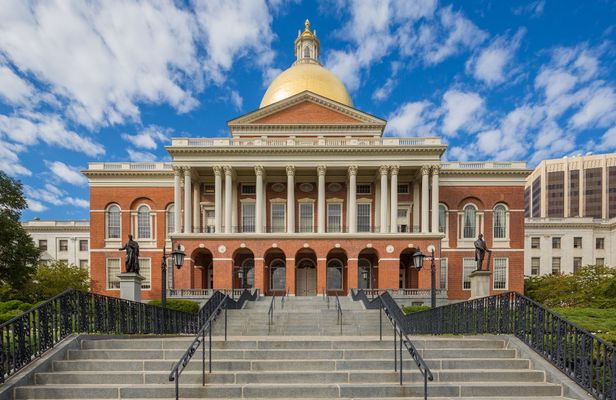 Ultimate American revolution self-guided walking and driving tours
