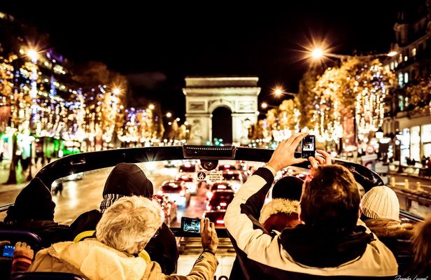 Tootbus Christmas lights open-top bus tour in Paris