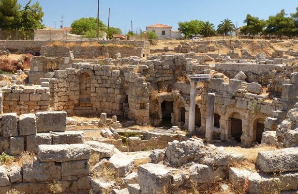 Ancient Korinth private tour from Athens