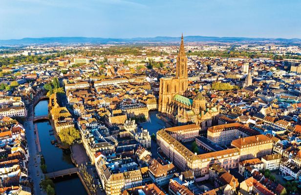 R.C. Collection: Strasbourg by land and water