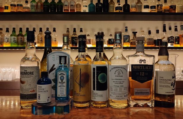 Sake, whisky and cocktail luxury tour in Kyoto