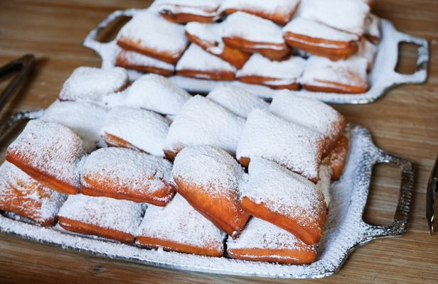 Donut and beignet 2-hour historical tour of New Orleans