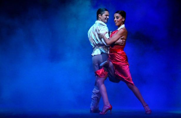 Madero Tango Show with private transfer and optional dinner