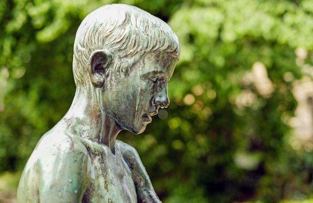 Art and culture walking tour of Freiburg with a local