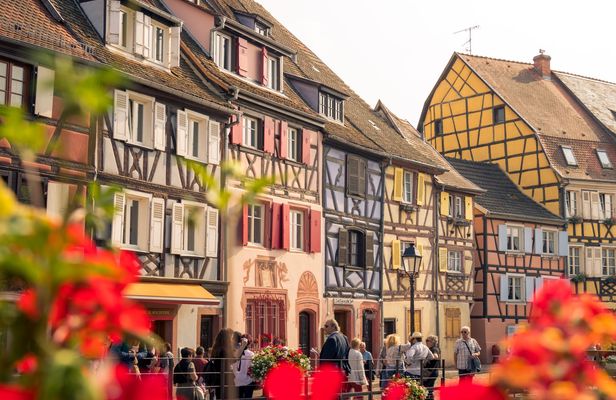 Instagrammable spots of Colmar walking tour with a Local