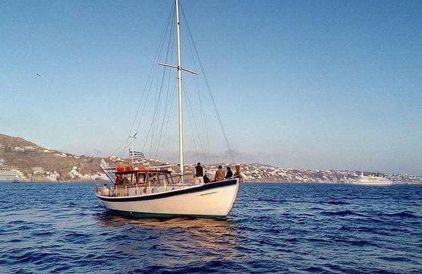 Private Cruise from Mykonos to Heraklia via Koufonisia and Schinousa
