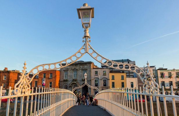 Explore Dublin's art and culture with a local