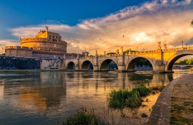 Castel Sant'Angelo of Rome skip-the-line entrance and guided tour