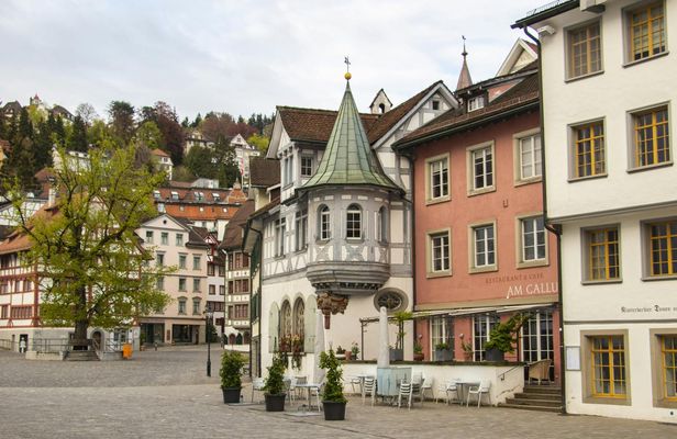 St. Gallen's most photogenic spots walking tour with a local