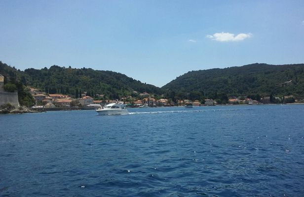 Private tour to Elafiti Islands by motor boat from Dubrovnik