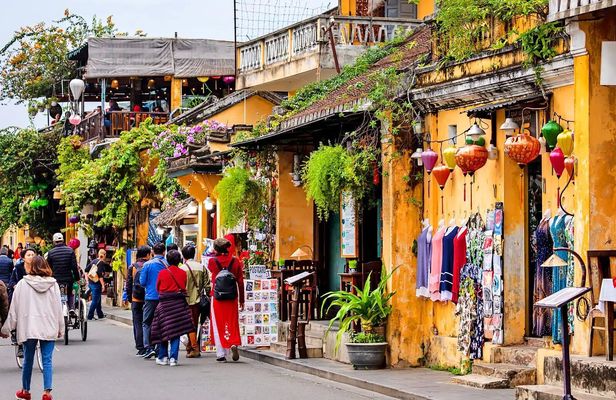 8-day all-inclusive trip in Vietnam from Hanoi