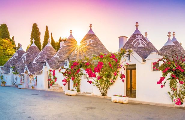 Private trip to Alberobello and Matera with transportation