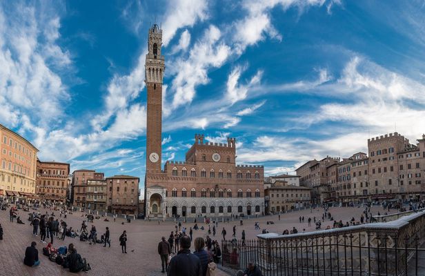 Siena, San Gimignano and Monteriggioni trip from Florence