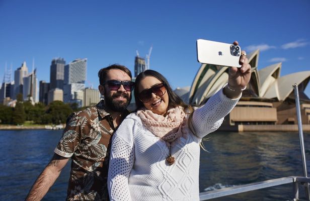 Sydney Harbour discovery lunch cruise