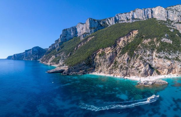 Gulf of Orosei mini cruise from Cala Gonone