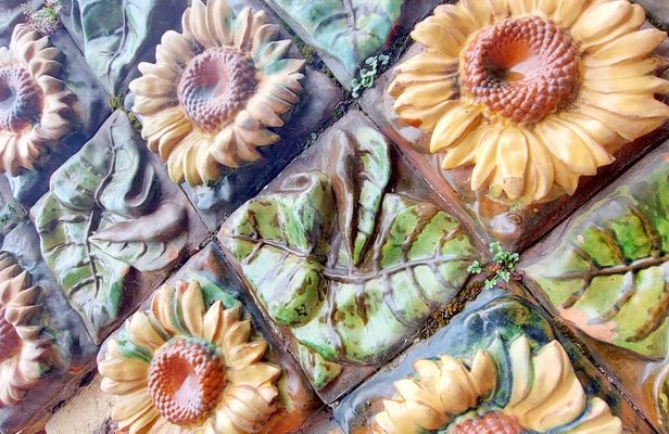 Comillas, Modernism and Gaudí guided tour from Santander