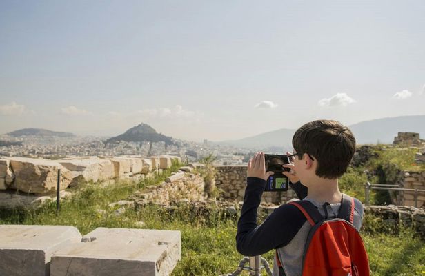 Small Group Athens Young Heroes Mythology Guided Tour for Families