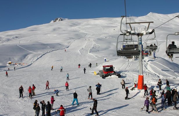 Gudauri ski tour from Tbilisi