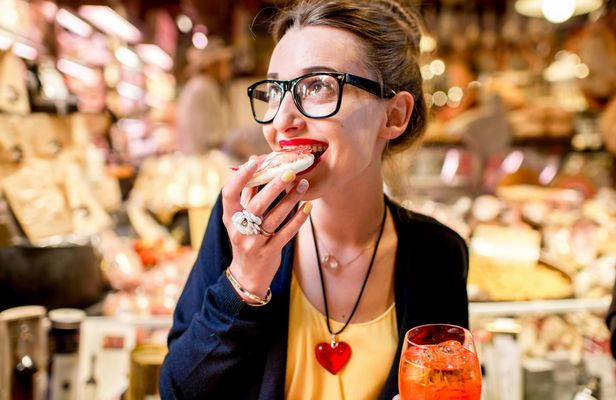 Bologna private foodie walking tour