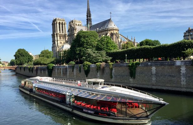 Sightseeing cruise with gourmet lunch