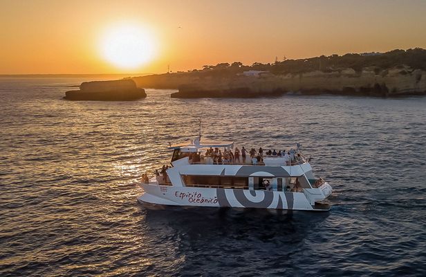 Sunset guided boat trip with secluded beach BBQ from Albufeira