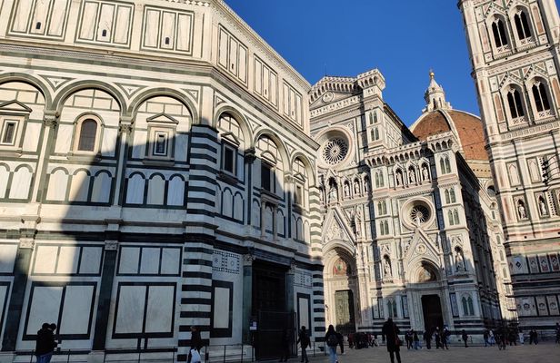 Florence Cathedral priority access and guided visit