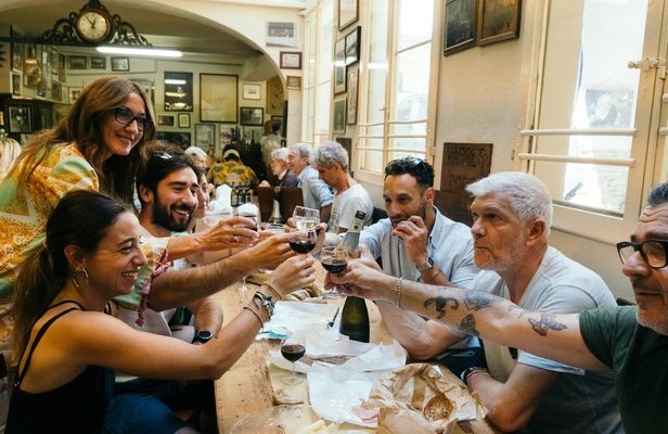 Emilian small-group gastronomic experience with a local in Bologna