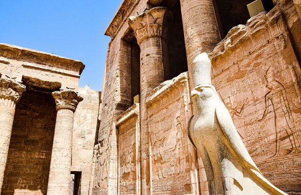 Full-day guided tour of the temples of Edfu and Esna from Luxor